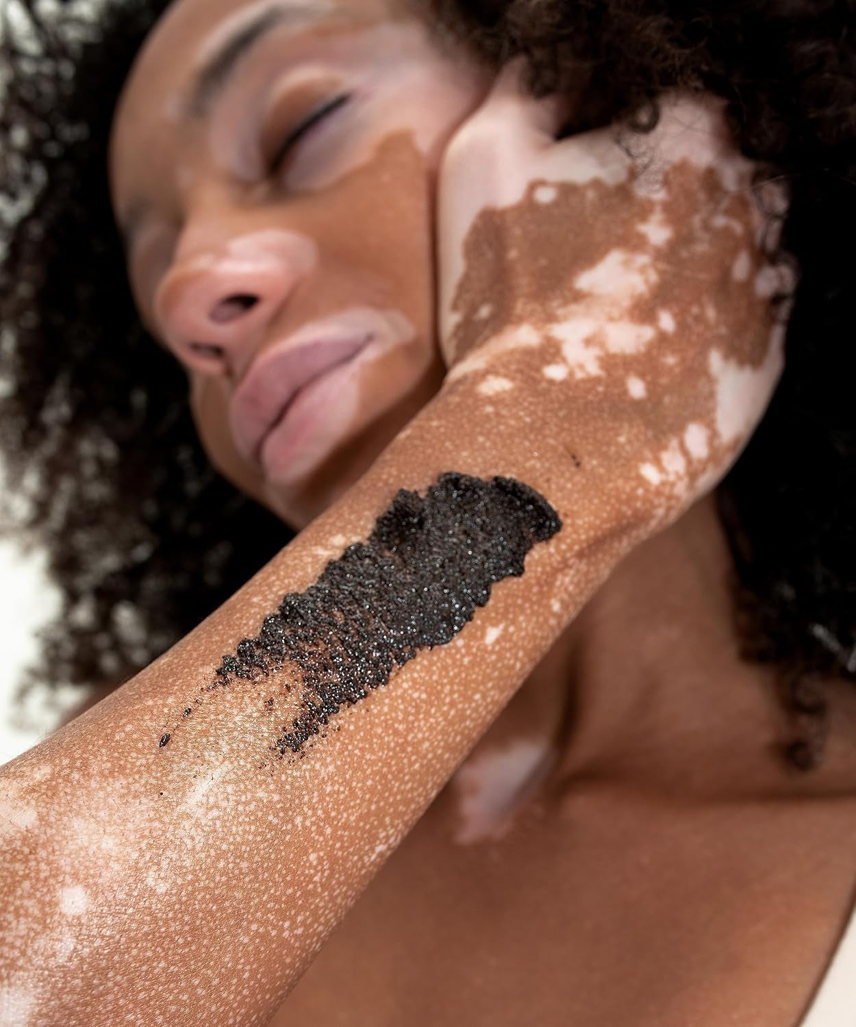 Exfoliating Coffee Body Scrub with Lemongrass 220Ml - Sea Salt, Shea Butter + Coconut Oil - Exfoliates Your Skin + Improves Circulation - Natural, Vegan Exfoliator for Soft, Smooth Skin